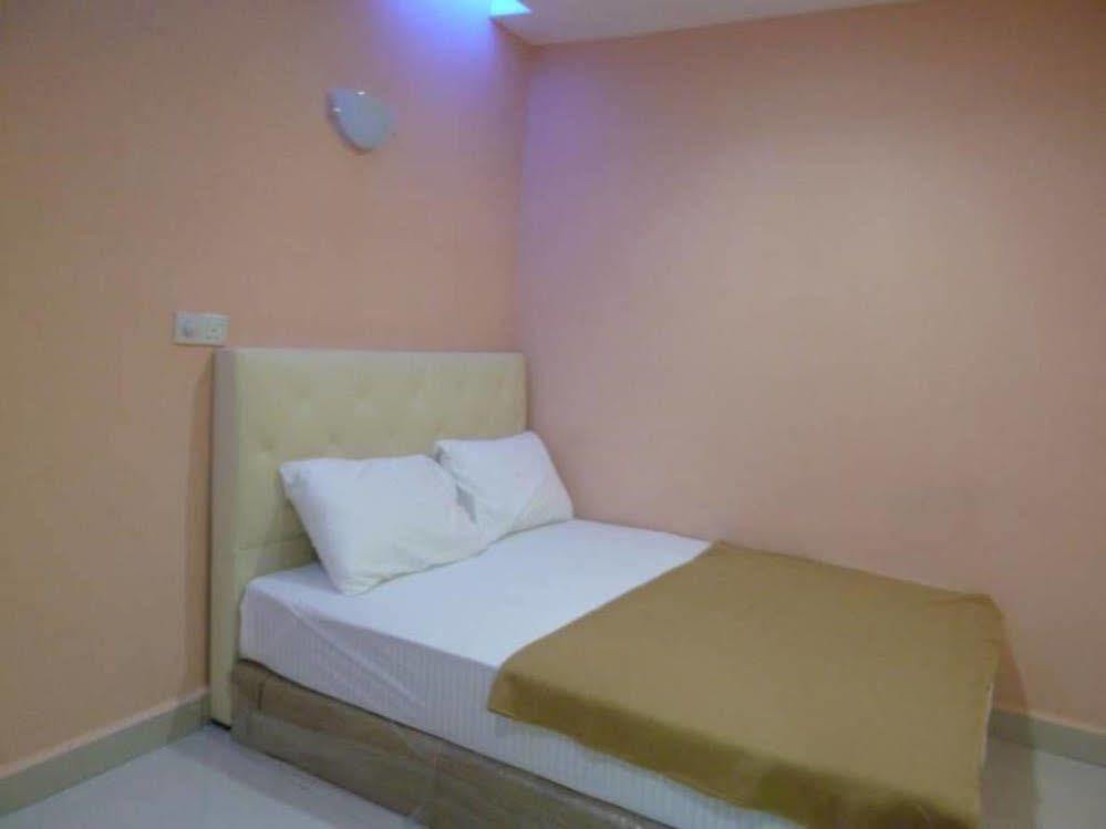 Nilai H2 Hotel Exterior photo